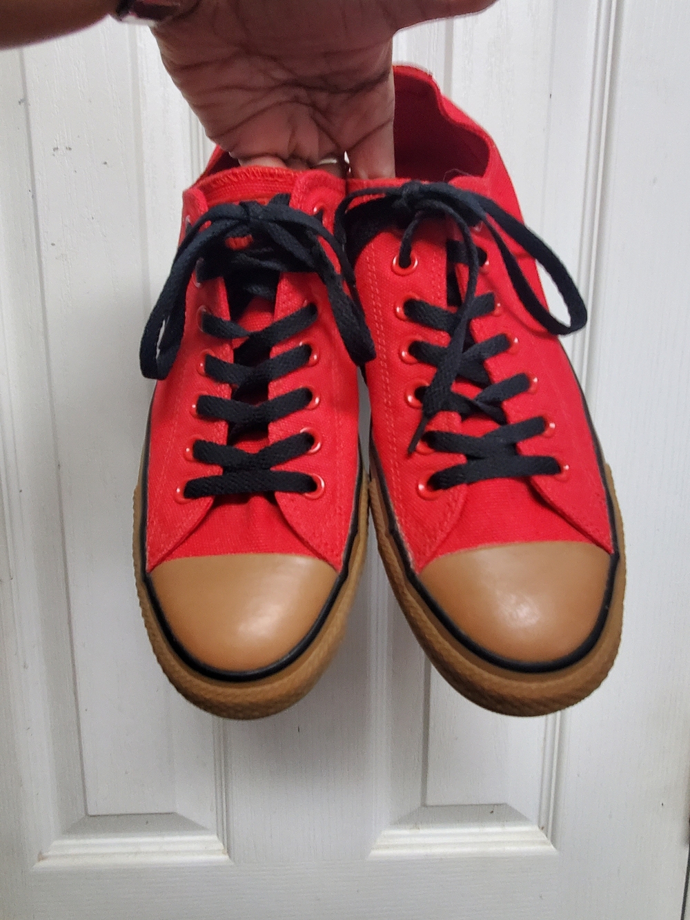 CONVERSE  MEN'S Bold Red Low Top Sneakers